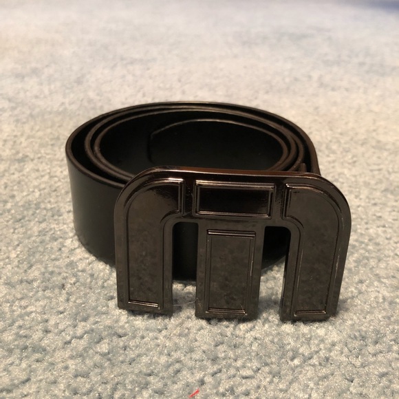 travis mathew belt